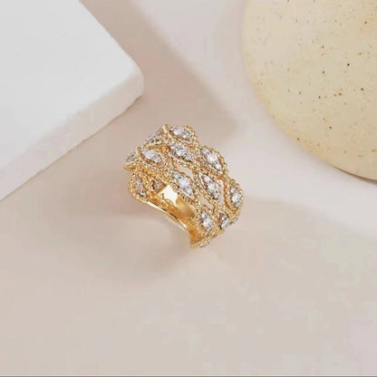 Carved Gold Vintage Court Style Hollow Pattern Ring